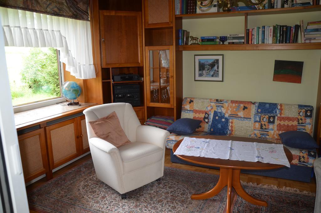 Ferienhaus Mitterbauer Oberhofen am Irrsee Kamer foto
