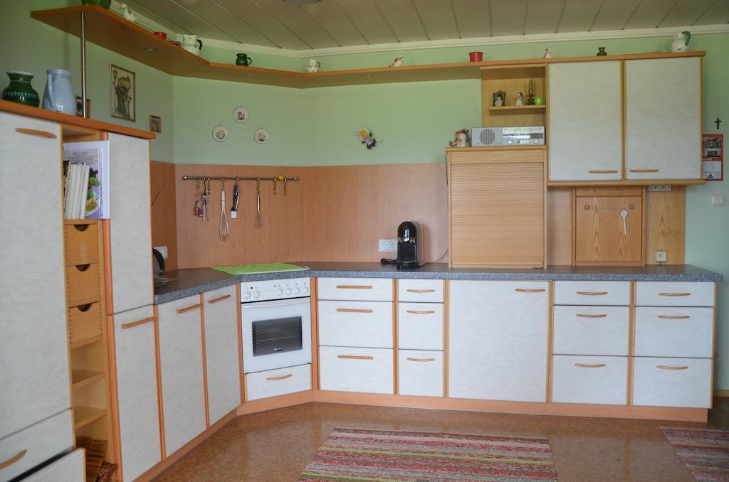 Ferienhaus Mitterbauer Oberhofen am Irrsee Kamer foto